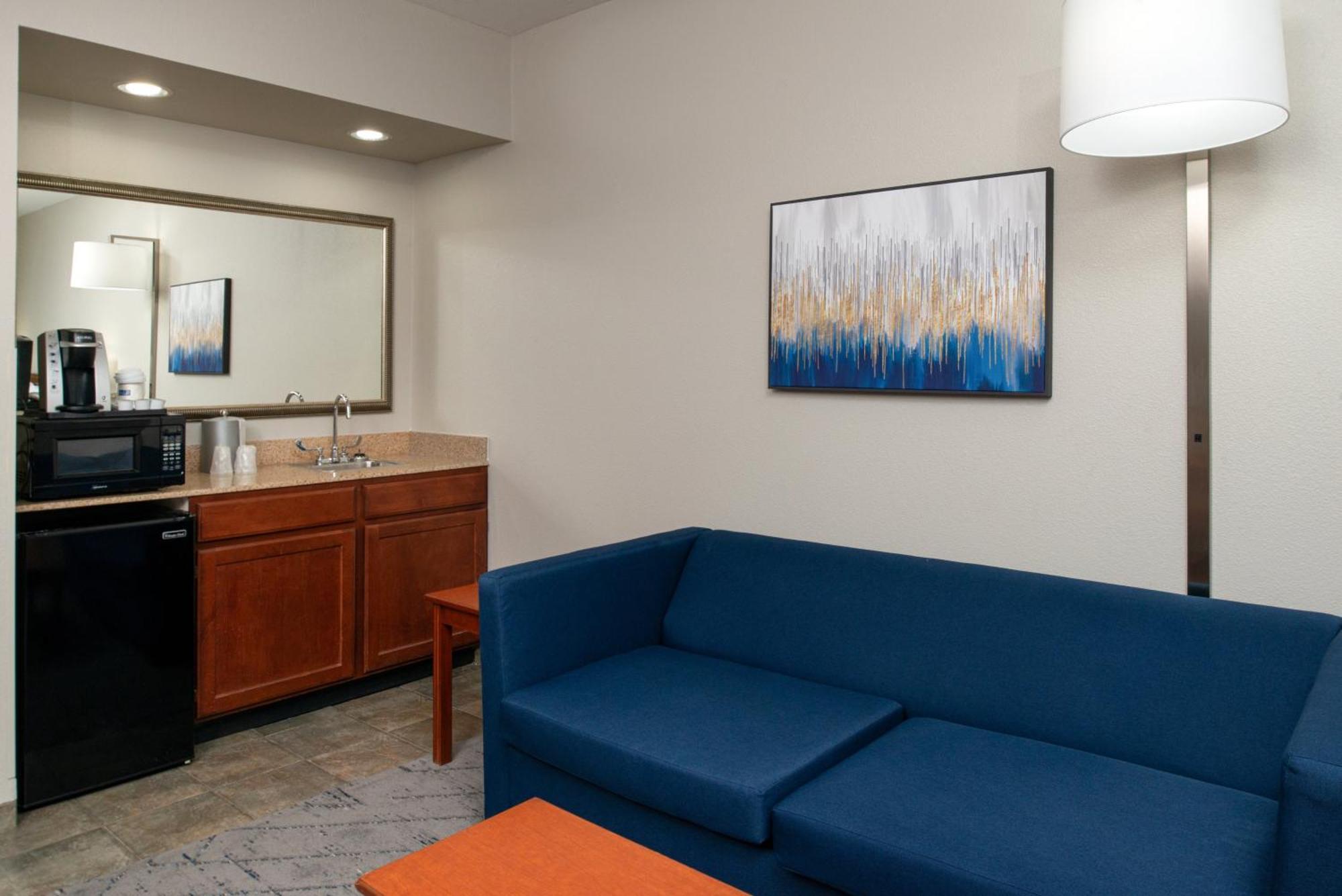 Holiday Inn Express Hotel & Suites Farmington By Ihg Екстериор снимка
