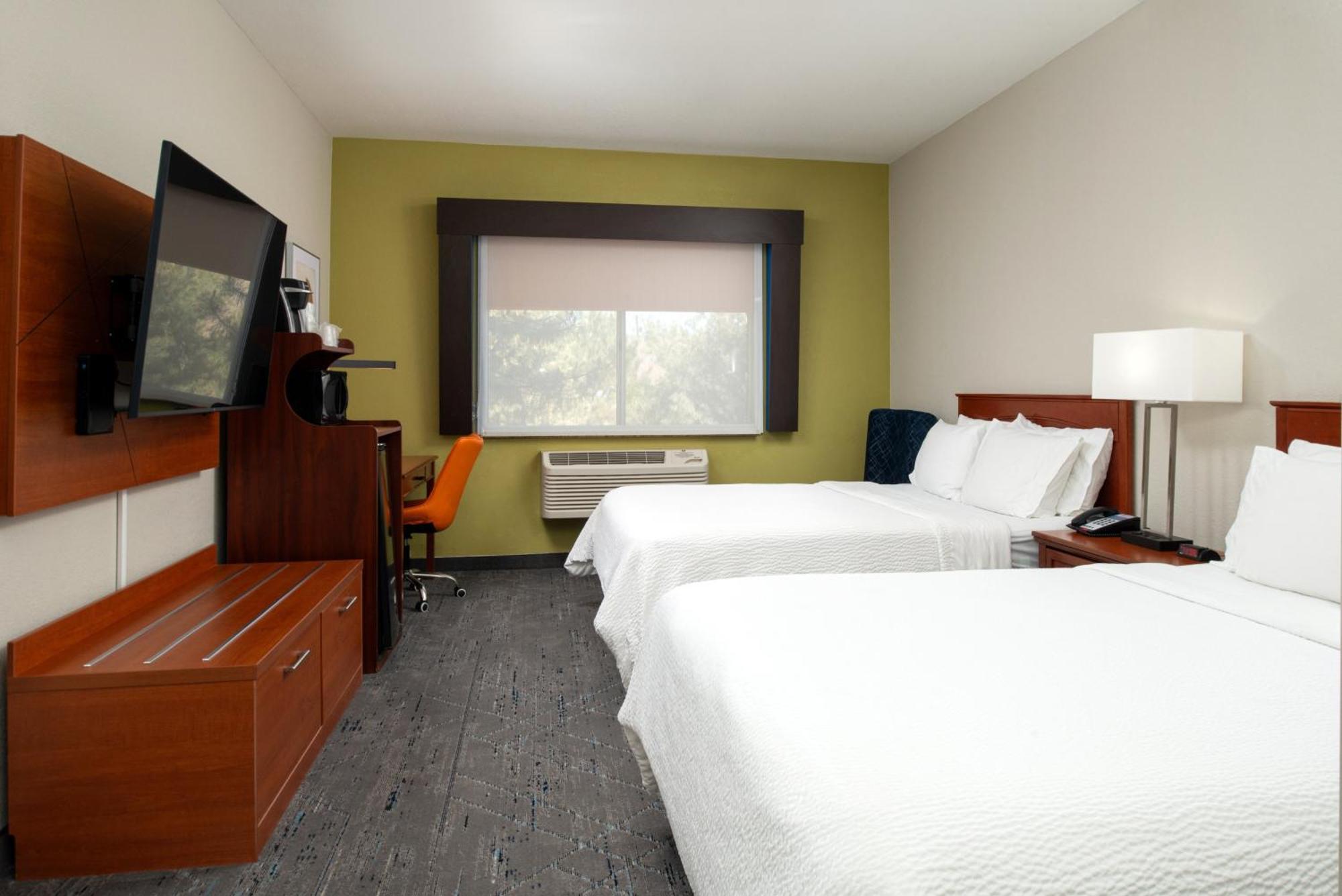 Holiday Inn Express Hotel & Suites Farmington By Ihg Екстериор снимка