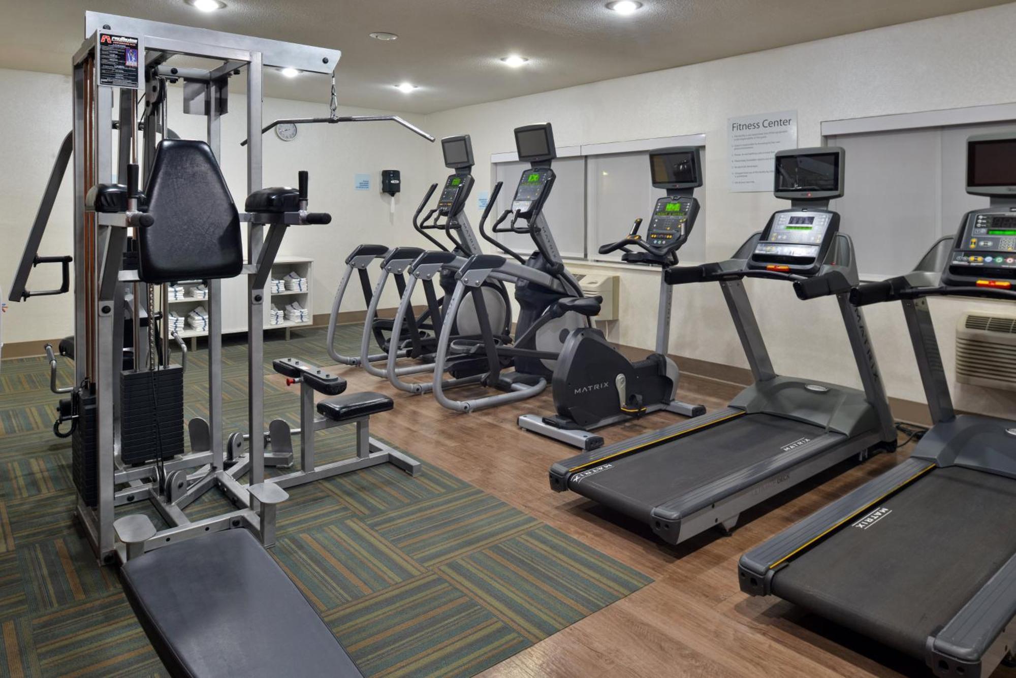 Holiday Inn Express Hotel & Suites Farmington By Ihg Екстериор снимка